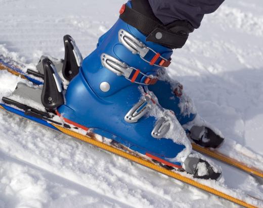 Specially made boots must be worn with skis.