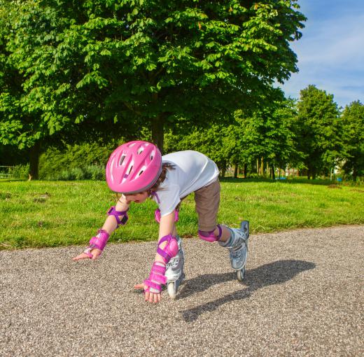 It's recommended to wear protective clothing and a helmet when roller blading.