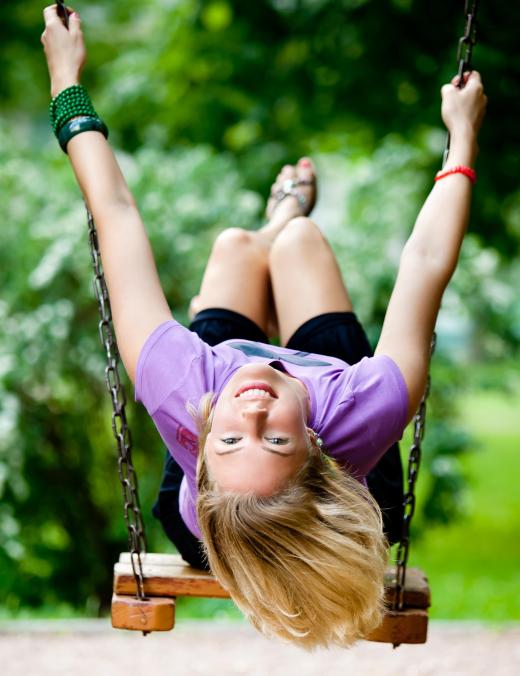 Some rope swings incorporate a seat.