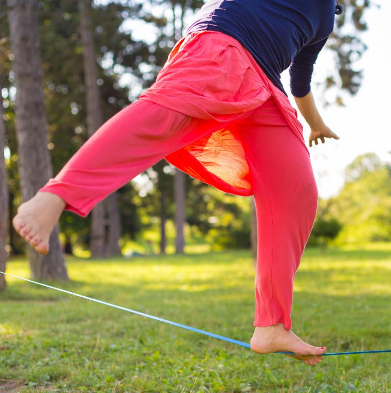 What is Slacklining? (with pictures)