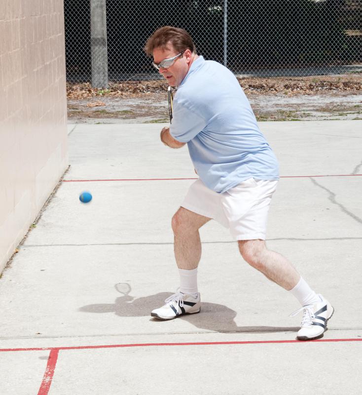 What is Racquetball? (with pictures)