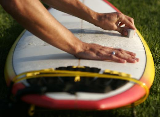 Surfers使用防水carnauba蜡板